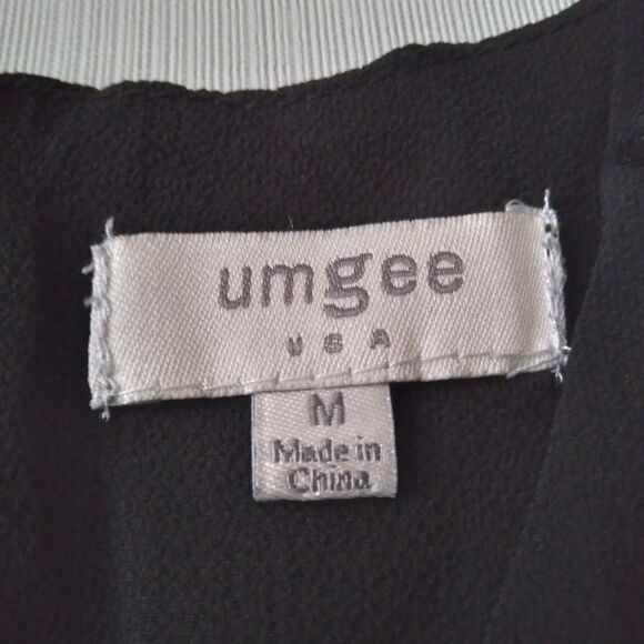 Umgee Black Cold Shoulder Ruffle Sleeve Above Knee Shift Dress Women's Medium - Picture 3 of 13